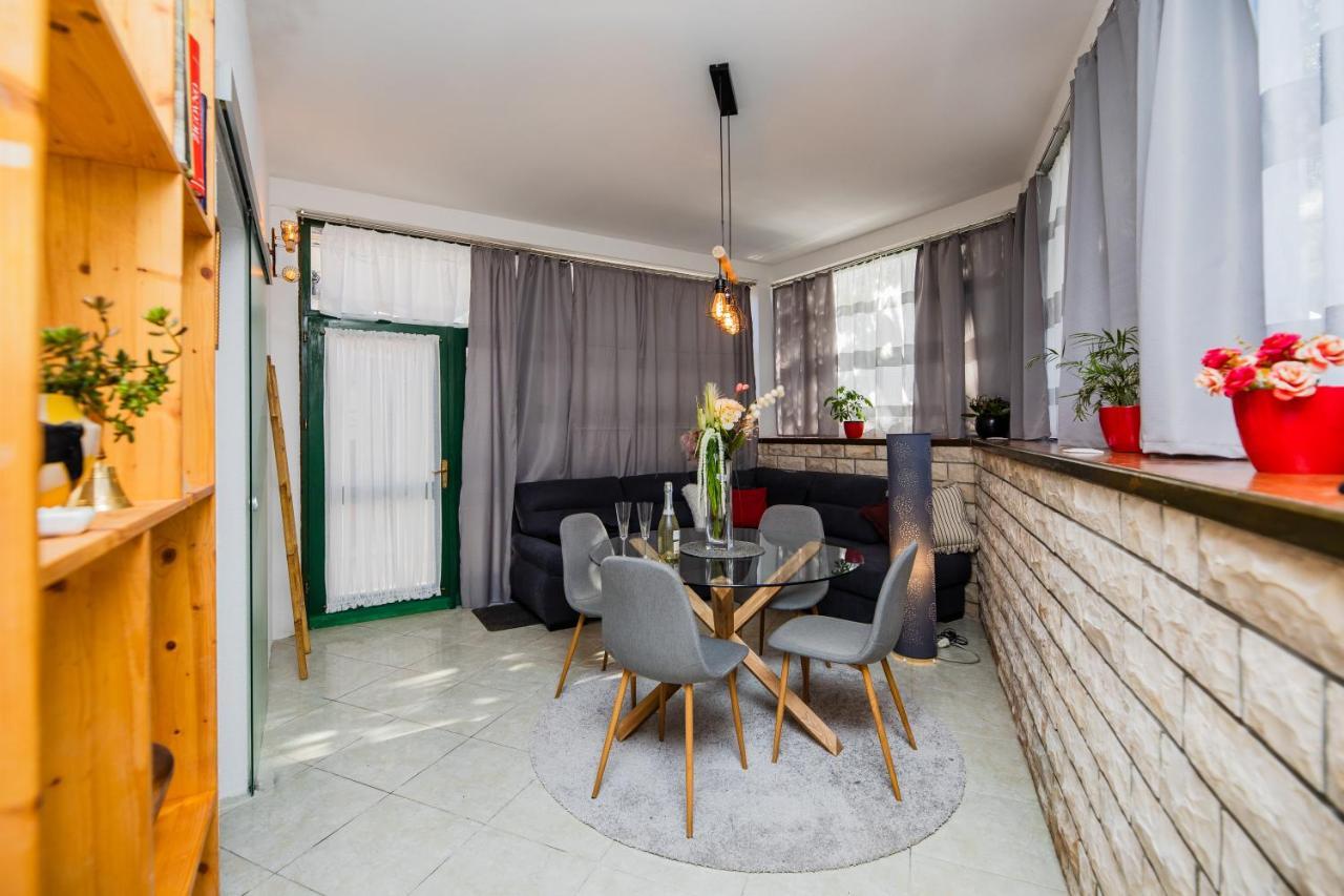 Appartement Glicinia à Šibenik Extérieur photo